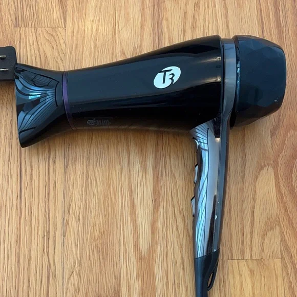 T3 Model 73840 Black Hair Dryer - Picture 4 of 8